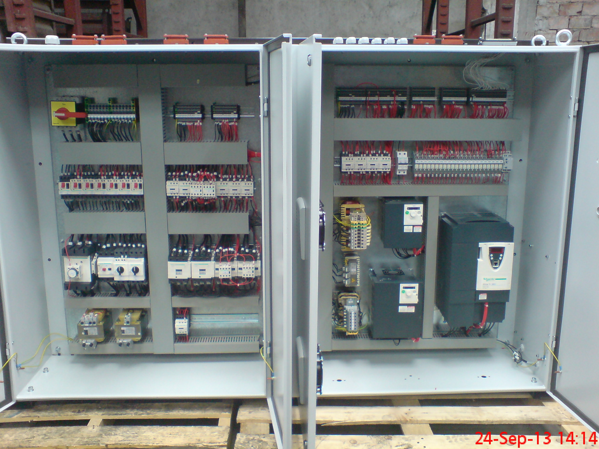 配电箱 (起重机用带元器件)